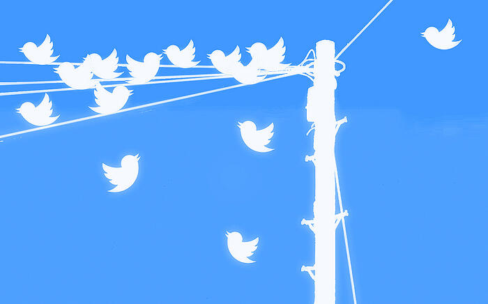 social_media_distributing_content